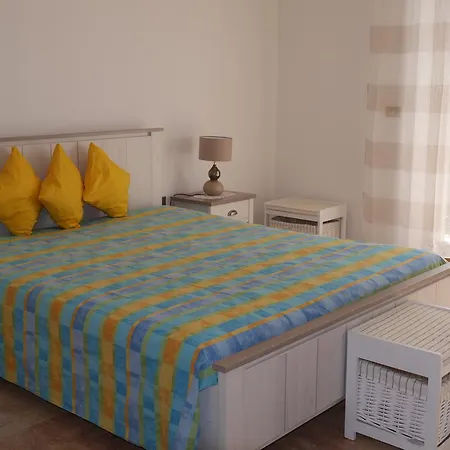 Casa Angy פולינאנו א מארה