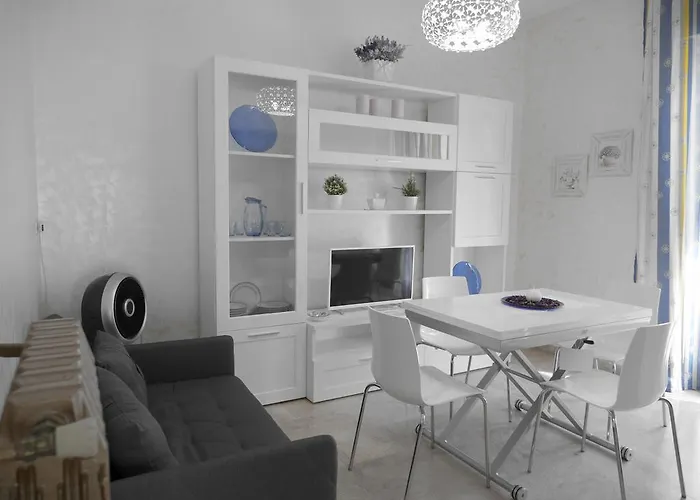 Casa Angy * Полиньяно-а-Маре